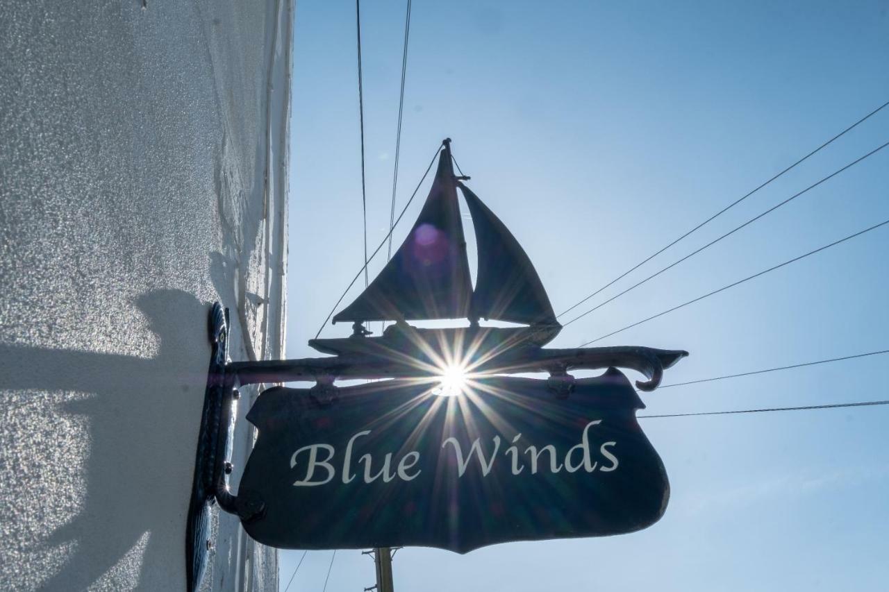 Blue Winds And Waves Apartment Cowes  Bagian luar foto